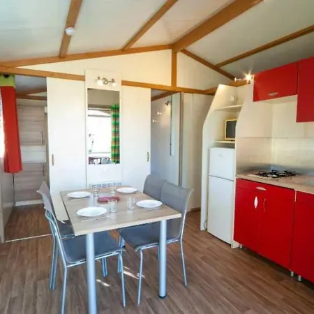 Camping Zecamping Familial Animaux Acceptés Animé Espace Aquatique Sérignan