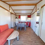 Zecamping Familial Animaux Acceptes Anime Espace Aquatique Campsite